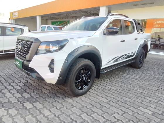 NISSAN FRONTIER 2.3 16V TURBO DIESEL ATTACK CD 4X4 AUTOMÁTICO